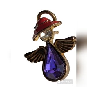 💜 Red Hat Society pin, purple rhinestone dress red hat gold tone pin clasp